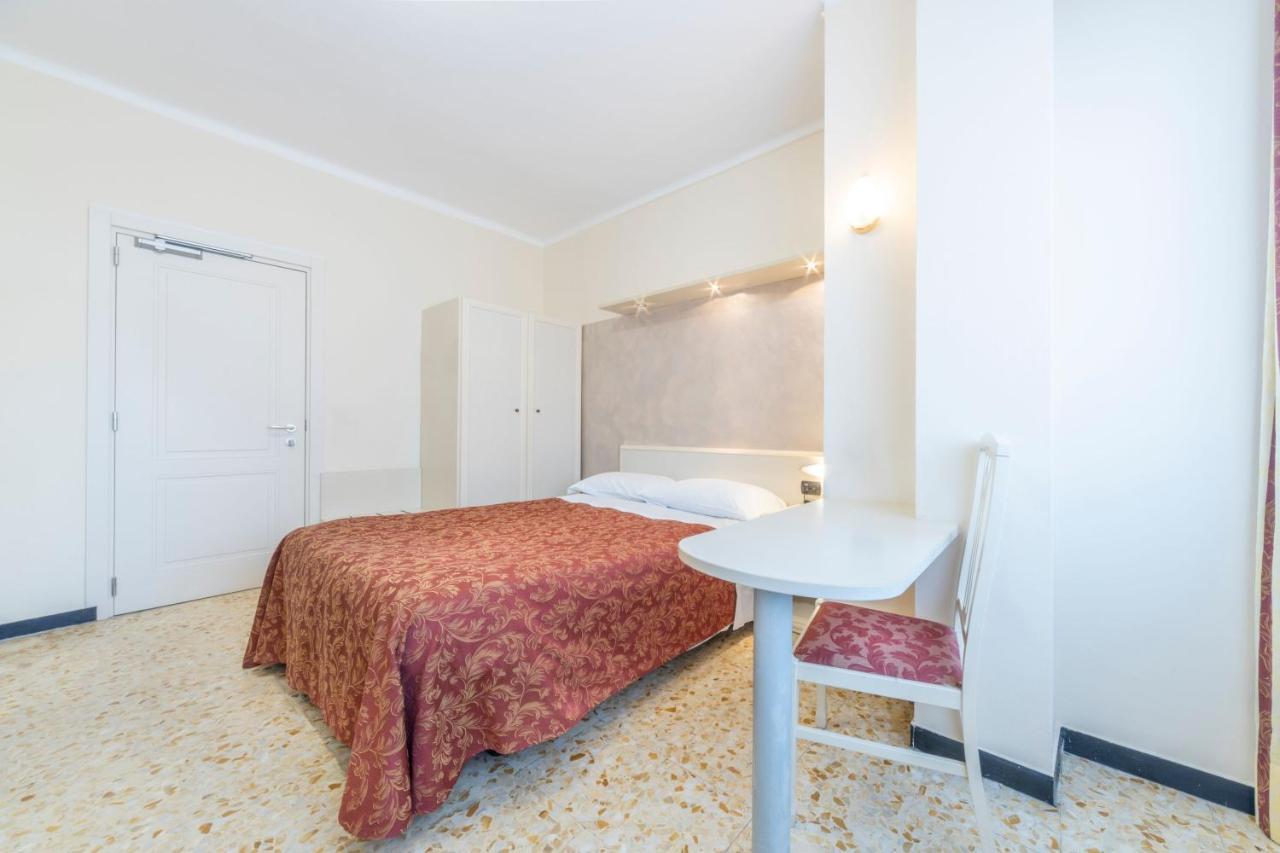 Gold Hotel Bordighera Exterior photo