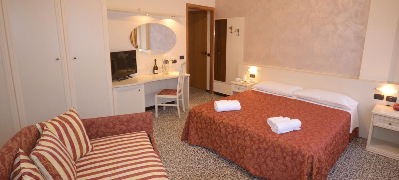 Gold Hotel Bordighera Exterior photo